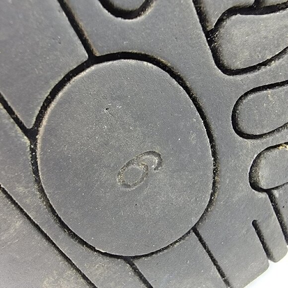 Bearpaw Women's 6 Suede Black Slip-On Modern Winter Boots Sheepskin Lined - Picture 9 of 11